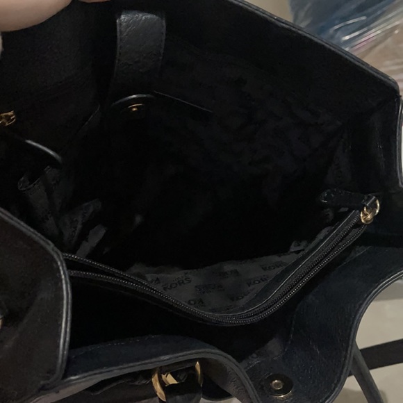 Soft Leather Michael Kors Handbag - Picture 2 of 3